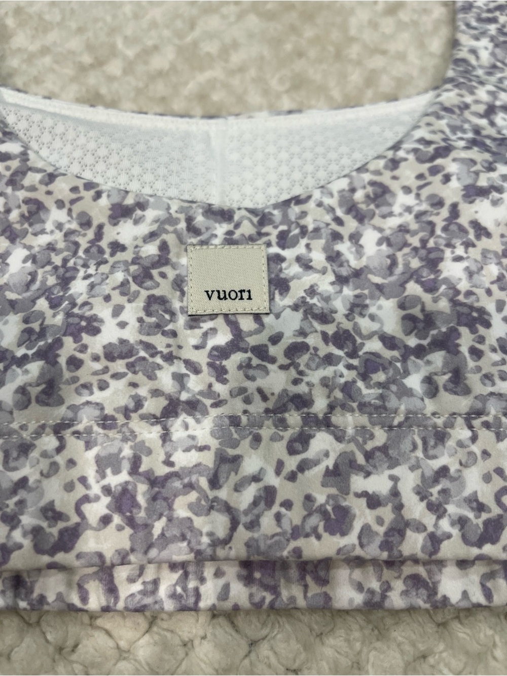 Vuori Daily Bra - Salt Blurred Torrent Style VW168 Size Small - Picture 7 of 8